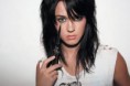 "Estou cansada de ser famosa", revela Katy Perry em entrevista !!